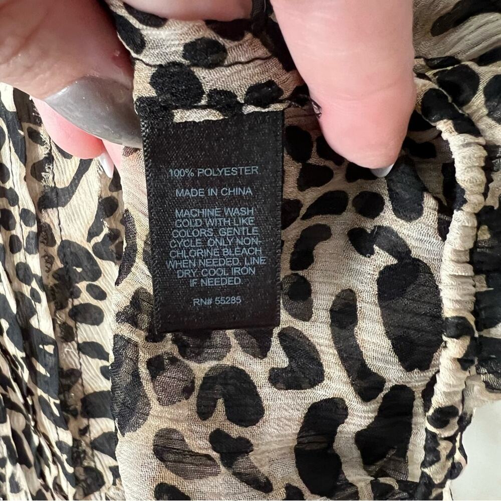 Express Animal Print Sheer Women’s Blouse Size Large NWT - Picture 4 of 4